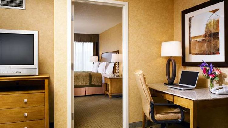 DoubleTree Suites Hotel Anaheim Resort Room