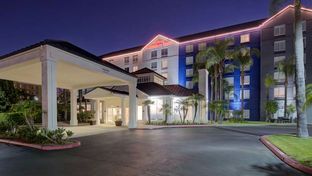 Hilton Garden Inn Garden Grove