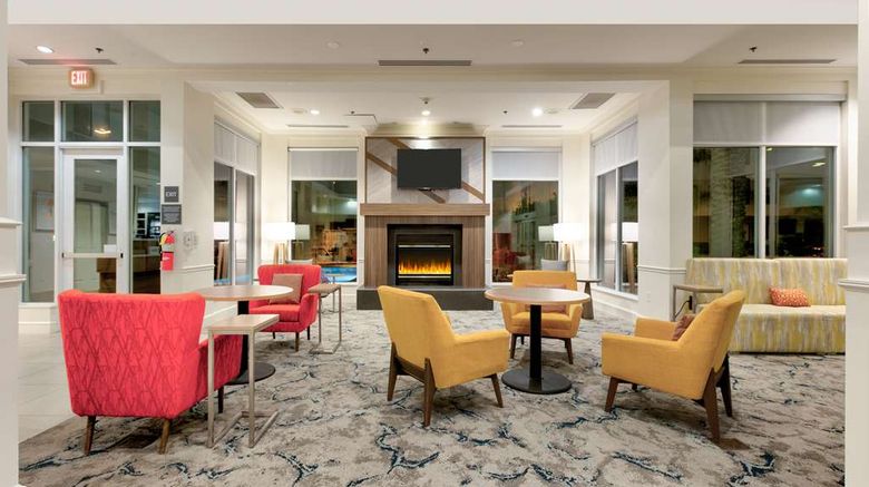 <b>Hilton Garden Inn Lake Forest Lobby</b>. Images powered by <a href="https://iceportal.shijigroup.com/" title="IcePortal" target="_blank">IcePortal</a>.