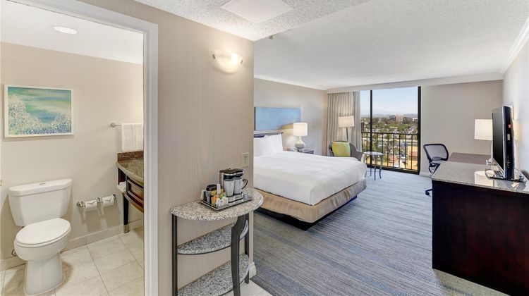 Hilton Irvine/Orange County Airport Room
