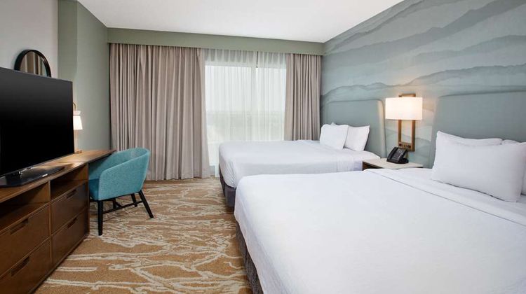 Embassy Suites Hotel & Conference Ctr Room