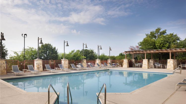 Embassy Suites Hotel & Conference Ctr Pool