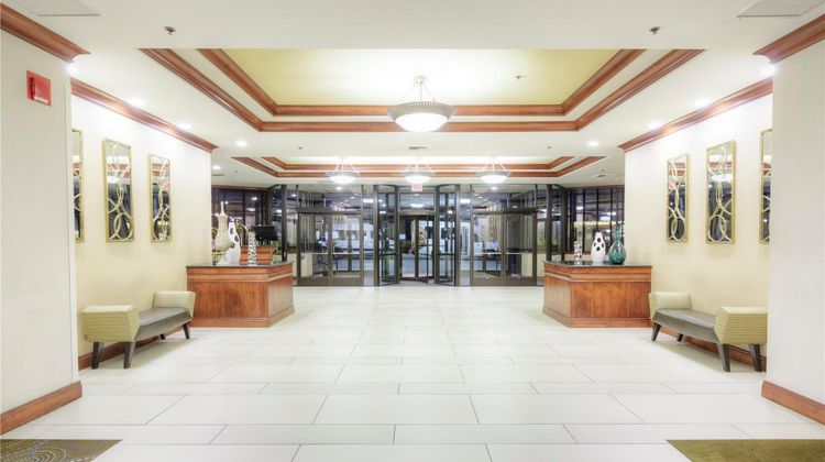 DoubleTree by Hilton Spokane-City Center Lobby