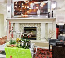 Hilton Garden Inn Springfield Lobby