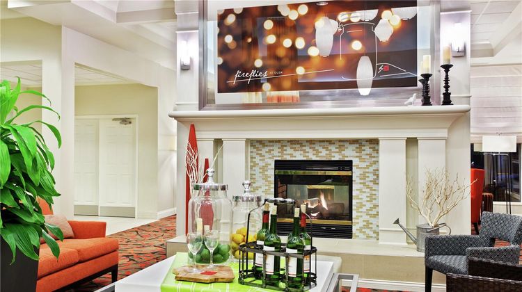 Hilton Garden Inn Springfield Lobby