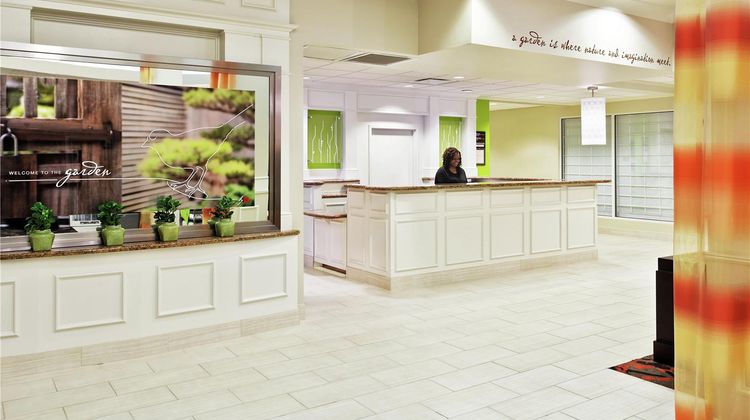 Hilton Garden Inn Springfield Lobby