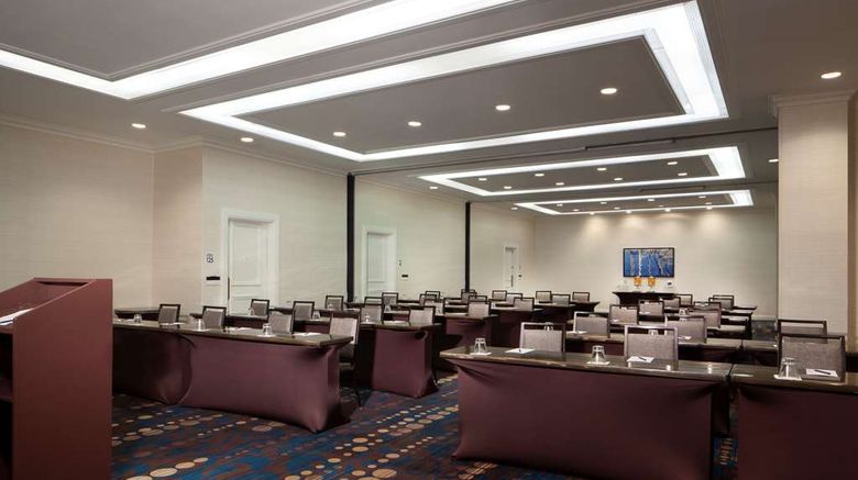 <b>Hilton St Petersburg Bayfront Meeting</b>. Images powered by <a href="https://iceportal.shijigroup.com/" title="IcePortal" target="_blank">IcePortal</a>.