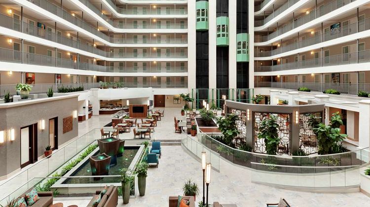 Embassy Suites Santa Ana Lobby