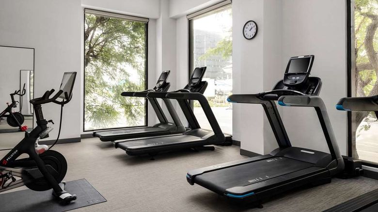 <b>Hotel Zessa Santa Ana a DoubleTree Health</b>. Images powered by <a href="https://iceportal.shijigroup.com/" title="IcePortal" target="_blank">IcePortal</a>.