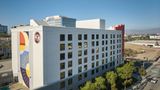 Hotel Zessa Santa Ana a DoubleTree Exterior