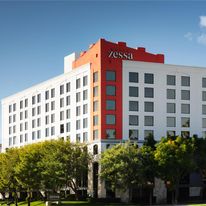 Hotel Zessa Santa Ana a DoubleTree