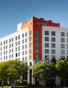Hotel Zessa Santa Ana a DoubleTree