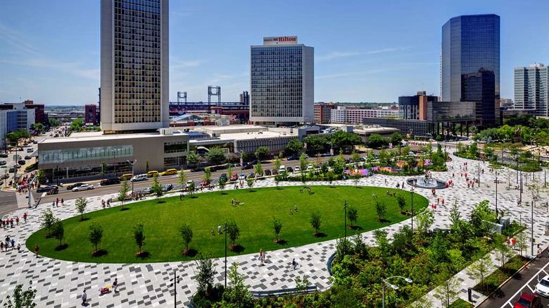 <b>Hilton St Louis at the Ballpark Exterior</b>. Images powered by <a href="https://iceportal.shijigroup.com/" title="IcePortal" target="_blank">IcePortal</a>.