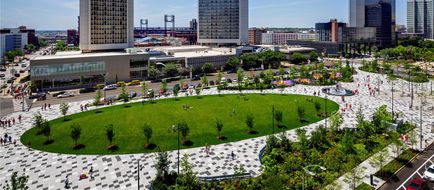 Hilton St Louis at the Ballpark Exterior
