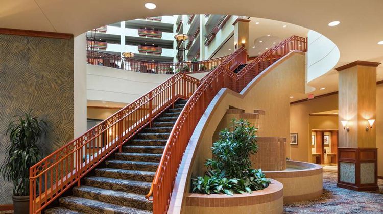 Embassy Suites St. Louis/St. Charles Lobby