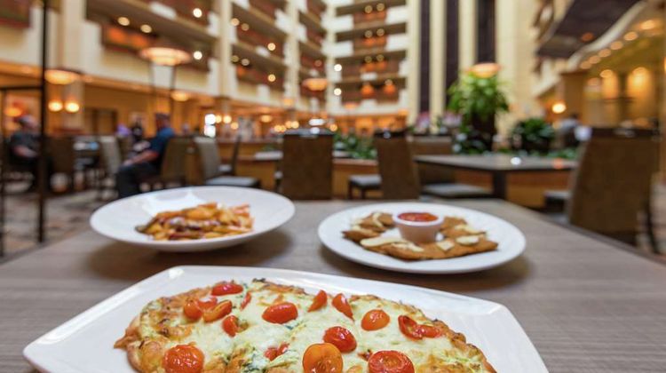 Embassy Suites St. Louis/St. Charles Restaurant