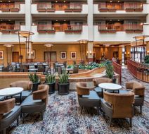Embassy Suites St. Louis/St. Charles Lobby