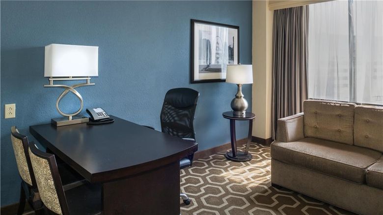 <b>Embassy Suites St Louis Airport Room</b>. Images powered by <a href="https://iceportal.shijigroup.com/" title="IcePortal" target="_blank">IcePortal</a>.