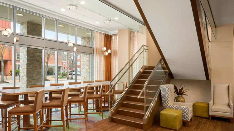 Hampton Inn-Stes/St. Louis Galleria Area Lobby