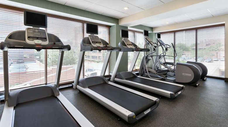 <b>Hampton Inn-Stes/St. Louis Galleria Area Health</b>. Images powered by <a href="https://iceportal.shijigroup.com/" title="IcePortal" target="_blank">IcePortal</a>.