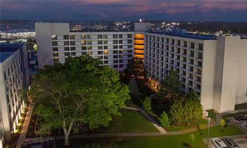 Hilton St Louis Airport