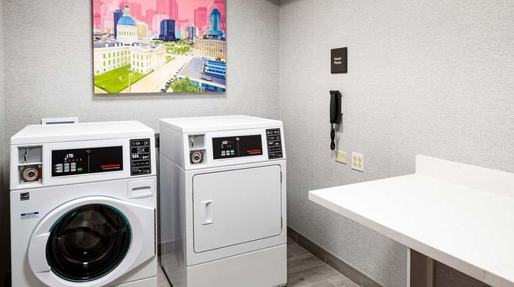 Hampton Inn & Suites at Forest Park Other