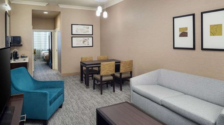 <b>Embassy Suites St Louis Downtown Room</b>. Images powered by <a href="https://iceportal.shijigroup.com/" title="IcePortal" target="_blank">IcePortal</a>.