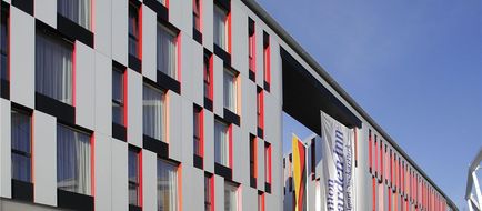 Hilton Garden Inn Stuttgart NeckarPark Exterior