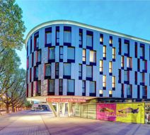 Hilton Garden Inn Stuttgart NeckarPark Exterior