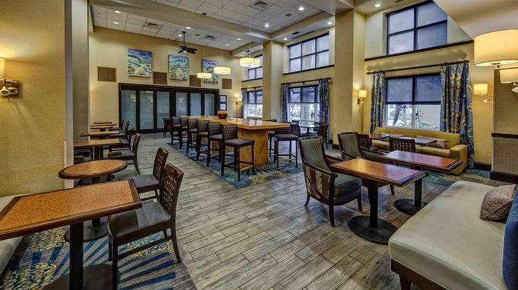 Hampton Inn & Suites Stuart-North Lobby
