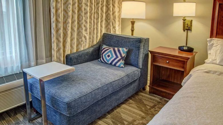 <b>Hampton Inn & Suites Stuart-North Room</b>. Images powered by <a href="https://iceportal.shijigroup.com/" title="IcePortal" target="_blank">IcePortal</a>.