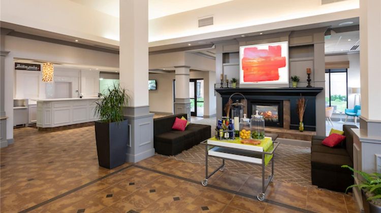 Hilton Garden Inn Riverfront Lobby