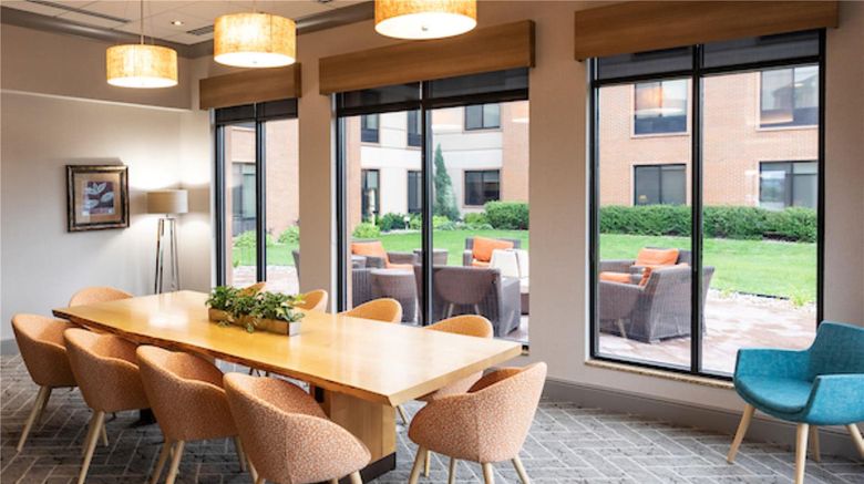 <b>Hilton Garden Inn Riverfront Lobby</b>. Images powered by <a href="https://iceportal.shijigroup.com/" title="IcePortal" target="_blank">IcePortal</a>.