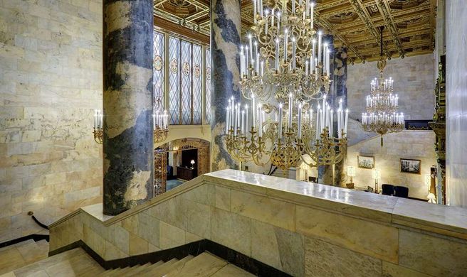 Hilton Moscow Leningradskaya Lobby