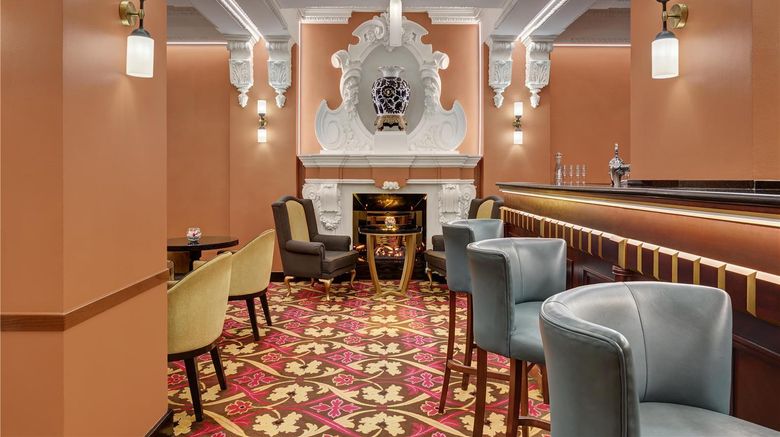 Hilton Moscow Leningradskaya Lobby. Images powered by <a href="https://iceportal.shijigroup.com" target="_blank" rel="noopener">Ice Portal</a>.
