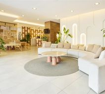 Hilton Garden Inn Sevilla Lobby