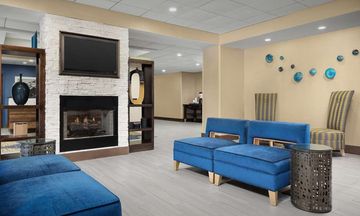 Hampton Inn Syracuse Clay