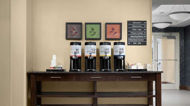 Hampton Inn Syracuse Clay Restaurant
