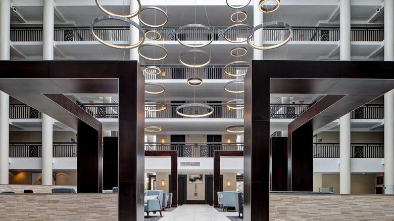 <b>Embassy Suites by Hilton Syracuse Lobby</b>. Images powered by <a href="https://iceportal.shijigroup.com/" title="IcePortal" target="_blank">IcePortal</a>.