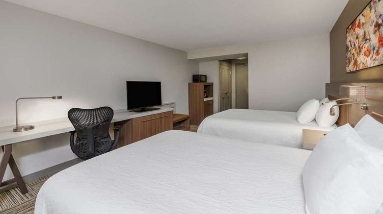 <b>Hilton Garden Inn Syracuse Room</b>. Images powered by <a href="https://iceportal.shijigroup.com/" title="IcePortal" target="_blank">IcePortal</a>.