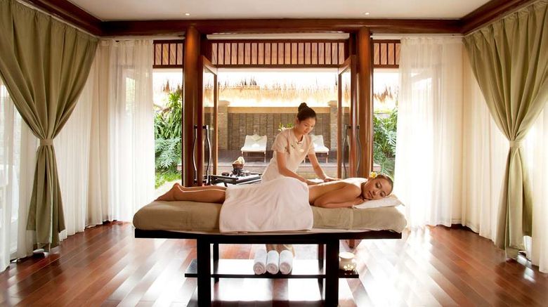<b>Hilton Sanya Yalong Bay Resort & Spa Recreation</b>. Images powered by <a href="https://iceportal.shijigroup.com/" title="IcePortal" target="_blank">IcePortal</a>.