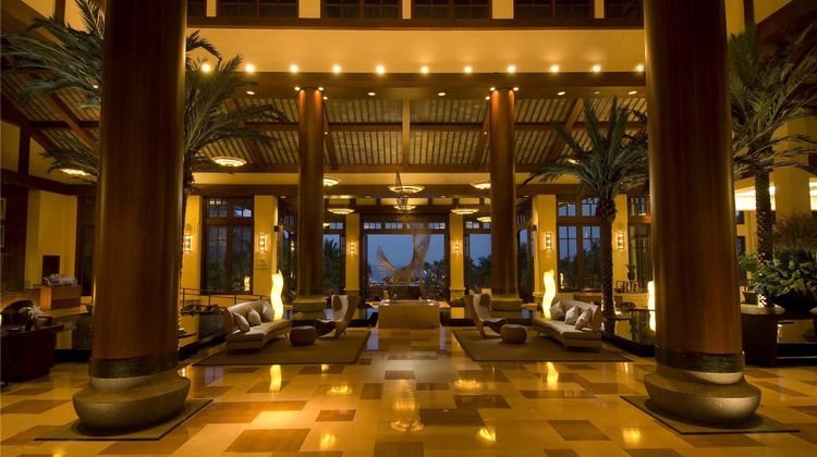Hilton Sanya Yalong Bay Resort & Spa Lobby