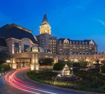 Hilton Qingdao Golden Beach Exterior