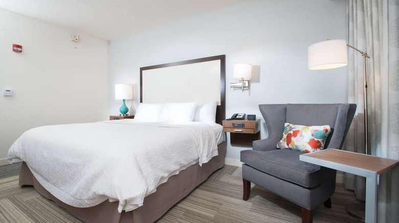 <b>Hampton Inn Tiffin Room</b>. Images powered by <a href="https://iceportal.shijigroup.com/" title="IcePortal" target="_blank">IcePortal</a>.