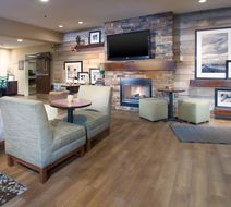 Hampton Inn Tiffin Lobby