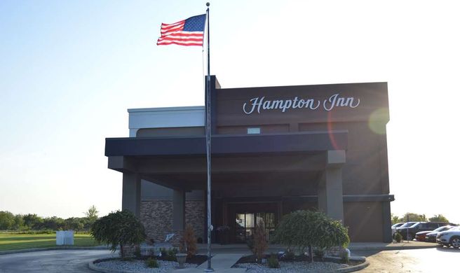 Hampton Inn Tiffin Exterior