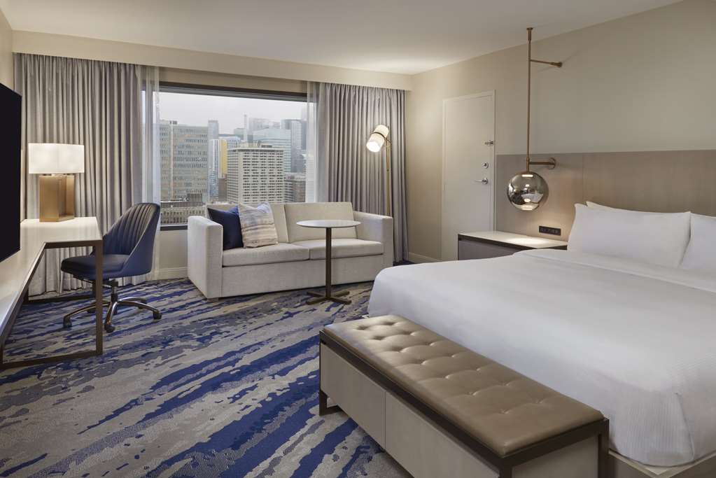 Hilton Toronto- Toronto, ON Hotels- First Class Hotels in Toronto