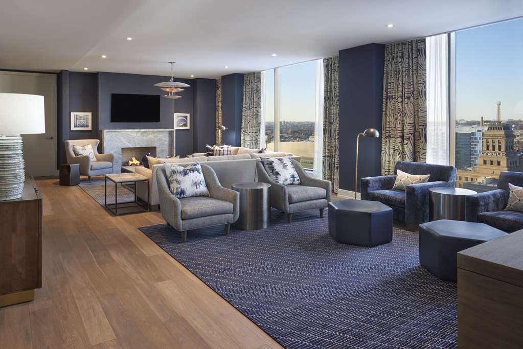 Hilton Toronto- Toronto, ON Hotels- First Class Hotels in Toronto