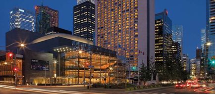 Hilton Toronto Exterior