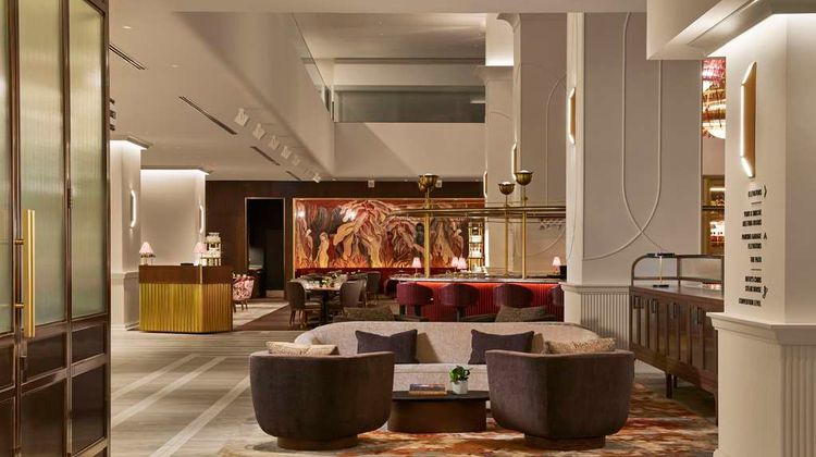 Hilton Toronto Lobby